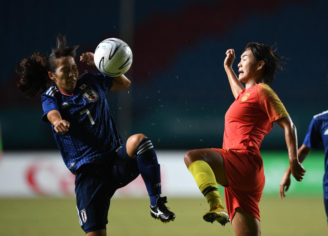 塞维利亚女足vs日本女足的相关图片